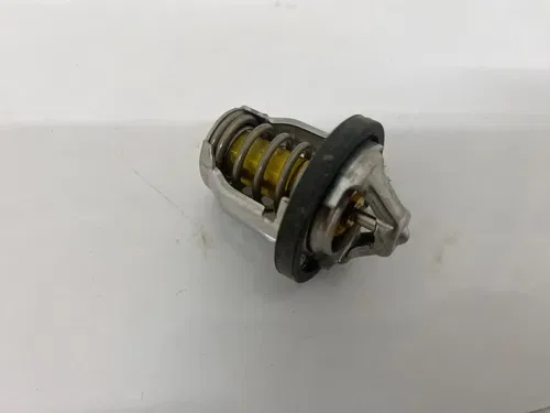 NEW SUZUKI THERMOSTAT COMP 17670-45G01 OEM NEW LTR450 LTZ400