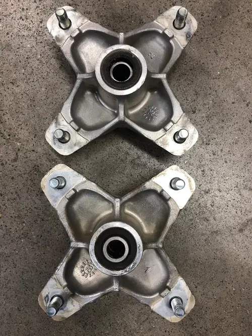 YAMAHA YFZ450X YFZ450R YFZ450 R X YFZ 450 FRONT WHEEL HUBS LEFT RIGHT OEM