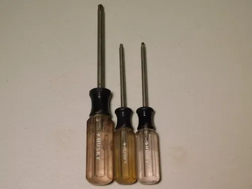 HUSKY SET LOT OF 3 TORX SCREWDRIVERS TOOLS SCREW DRIVERS T30 T15 T10