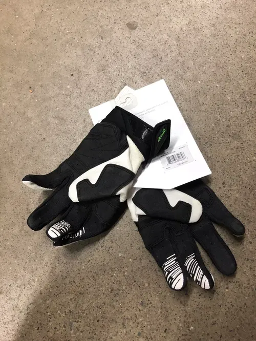 SHIFT MX WHIT3 PRO GLOVES MED M CR YZ 80 65 85 90 PW 50 KX 60 LT-80 RAPTOR TRX90