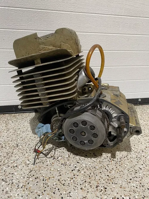 1974 Penton KTM 250 250cc MOTOR ENGINE TOP END BOTTOM END CASES HEAD CYLINDER