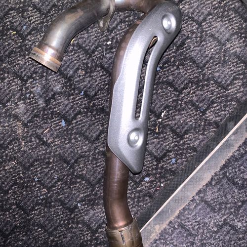 Stock exhaust system Honda CRF450X