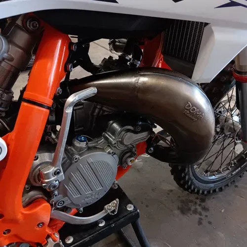 Doma Exhaust 