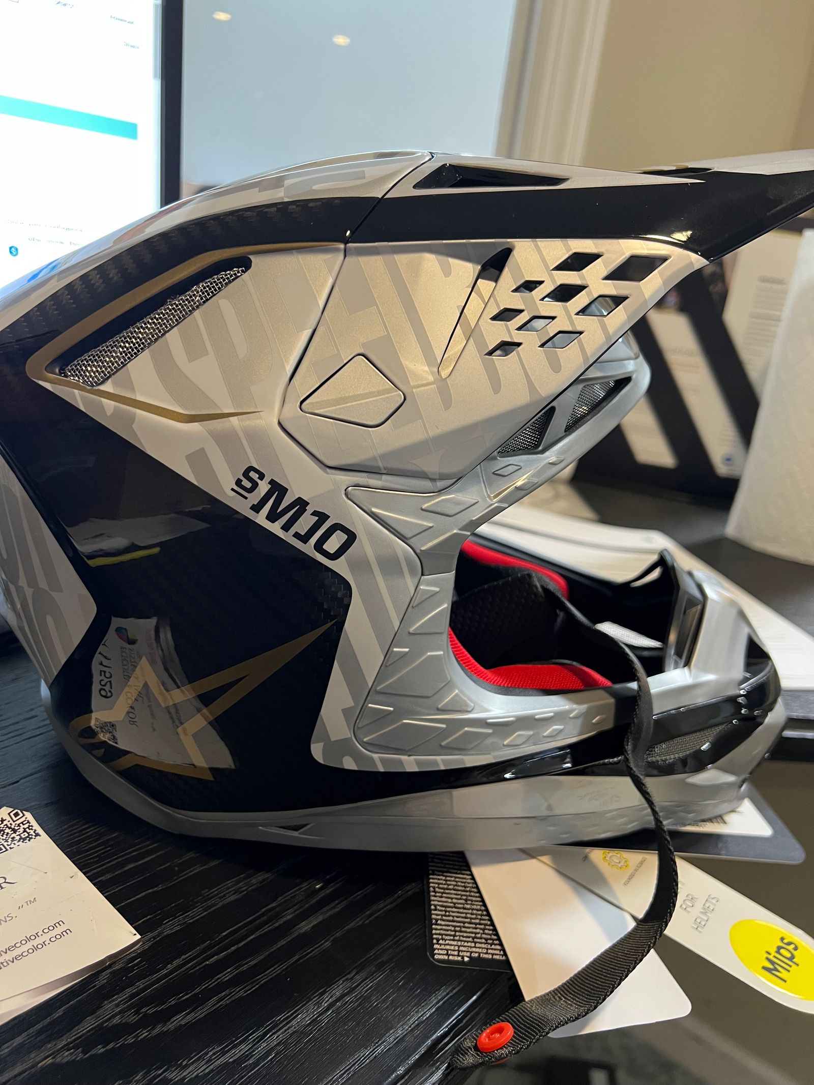 Supertech m10 alloy helmet sales