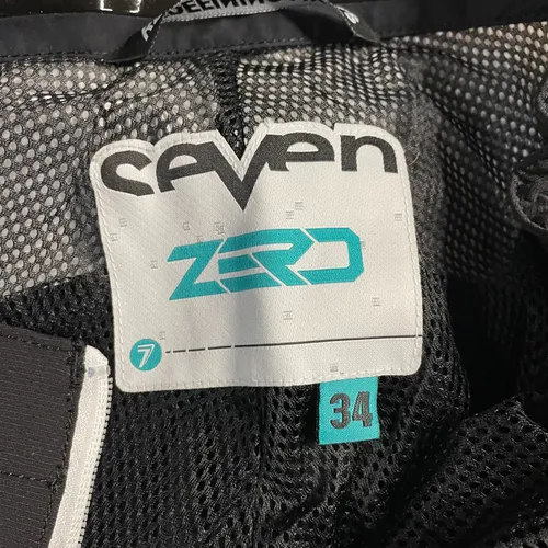 Seven Zero Staple Pants Only - Size 34