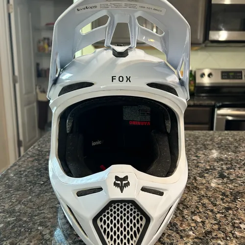 Fox Racing V3 RS