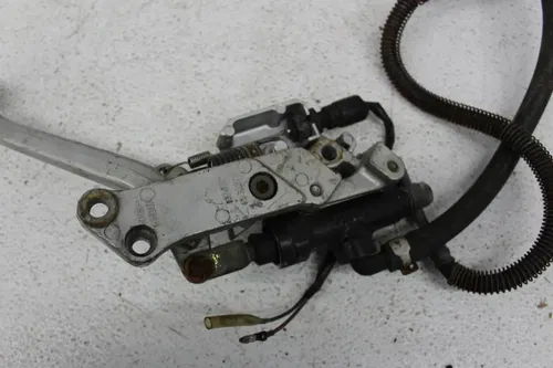 1986 KAWASAKI VOYAGER XII ZG1200B REAR BRAKE CALIPER MASTER REARSET