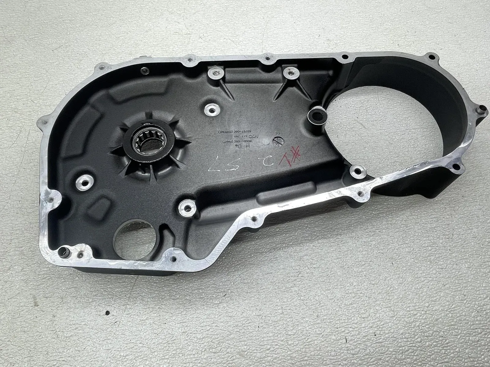 12-17 HARLEY-DAVIDSON DYNA STREET BOB 103CI ENGINE PRIMARY INNER CLUTCH COVER