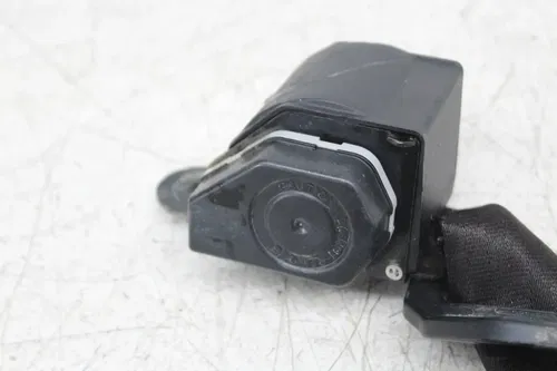 17 YAMAHA YXZ1000R SEAT BELT BUCKLE LATCH