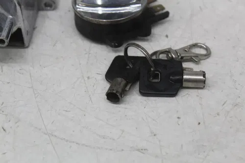 94-96 Harley-davidson Road King Flhr Ignition Lock Key Set W/ Gas Cap