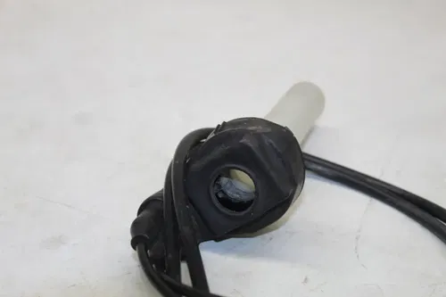 14-18 YAMAHA YZ450F RIGHT THROTTLE GRIP