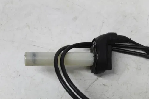 14-18 YAMAHA YZ450F RIGHT THROTTLE GRIP