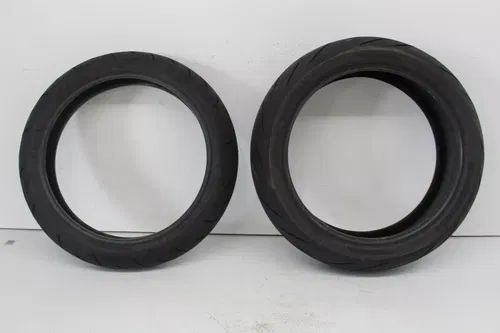 BRIDGESTONE BATTLAX HYPERSPORT S21F S21R TIRE PAIR SET 5/32NDS F 7/32NDS R