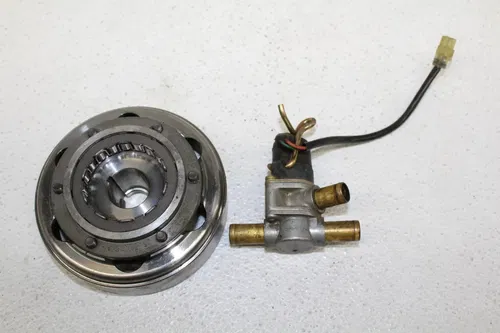 2001 HONDA CBR929RR PARTS AXLE SET ROTOR TANK MOUNT EMISSION CONTROLLER STARTER