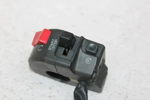 2004 KAWASAKI NINJA ZX10R ZX1000C LEFT RIGHT CONTROL SWITCH SWITCHES ON OFF TURN
