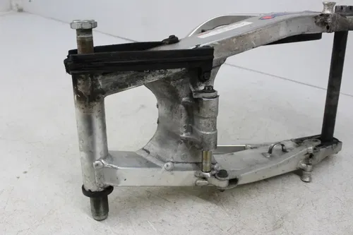 2002 SUZUKI GSXR750 REAR SWINGARM BACK SUSPENSION SWING ARM
