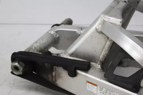 2002 SUZUKI GSXR750 REAR SWINGARM BACK SUSPENSION SWING ARM