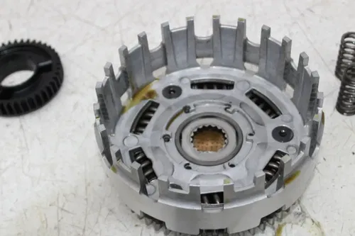 01-05 APRILIA RST1000 FUTURA CLUTCH BASKET HUB PRESSURE PLATE ASSEMBLY