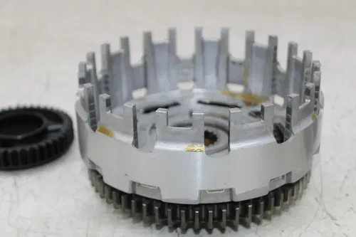 01-05 APRILIA RST1000 FUTURA CLUTCH BASKET HUB PRESSURE PLATE ASSEMBLY