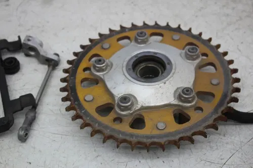 04-10 APRILIA RSV1000R PARTS HARDWARE SPROCKET OXYGEN SENSOR TANK HORN BOLTS