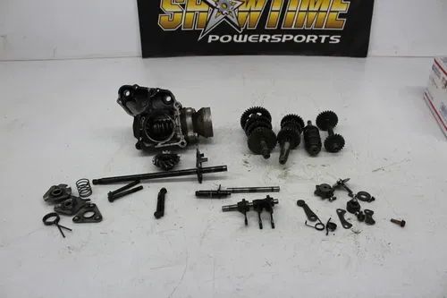 92 KAWASAKI BAYOU 220 KLF220A ENGINE MOTOR TRANSMISSION OUTPUT GEAR