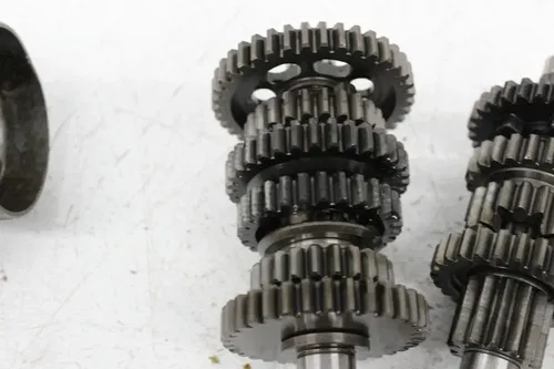 92 KAWASAKI BAYOU 220 KLF220A ENGINE MOTOR TRANSMISSION OUTPUT GEAR