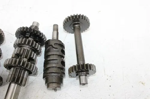 92 KAWASAKI BAYOU 220 KLF220A ENGINE MOTOR TRANSMISSION OUTPUT GEAR