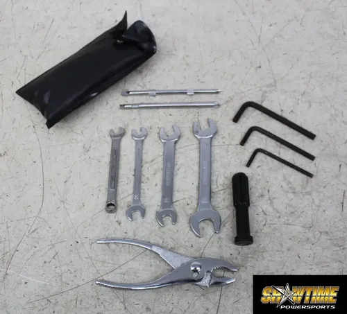 06 KAWASAKI VULCAN 2000 STOCK TOOLS OEM TOOL BAG KIT SET
