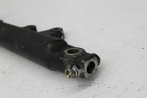 83 SUZUKI GS550E RIGHT FRONT FORK SHOCK SUSPENSION