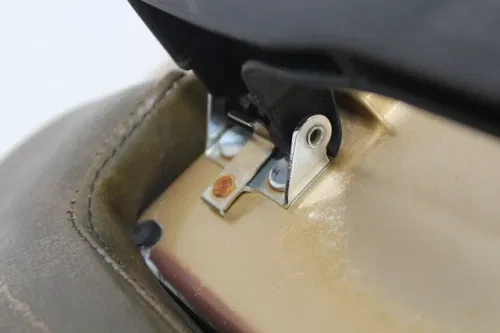 83-85 YAMAHA VENTURE ROYALE XVZ1200D REAR TRUNK COMPARTMENT