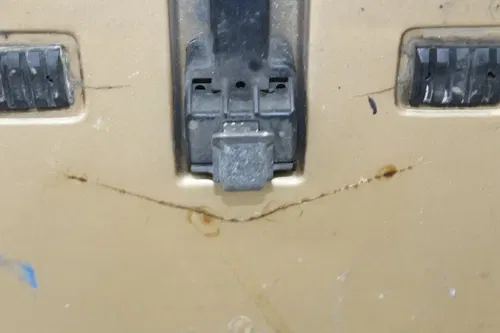 83-85 YAMAHA VENTURE ROYALE XVZ1200D REAR TRUNK COMPARTMENT
