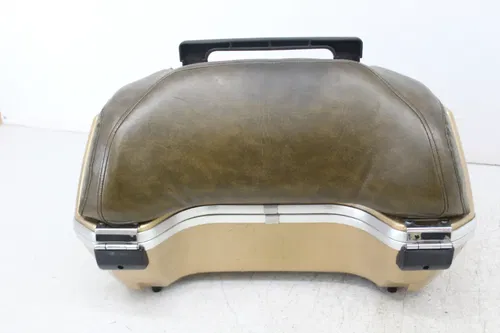 83-85 YAMAHA VENTURE ROYALE XVZ1200D REAR TRUNK COMPARTMENT