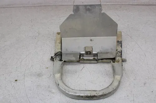 19 CAN-AM RENEGADE 1000R REAR BACK GRAB BAR HANDLE