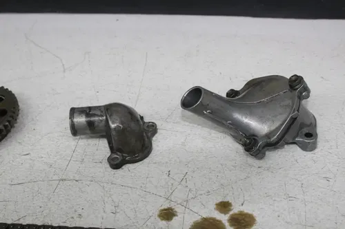 97-00 SUZUKI GSXR600 ENGINE MOTOR PARTS AND HARDWARE NUTS BOLTS