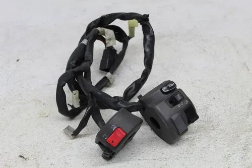 08-09 KAWASAKI CONCOURS ZG1400 LEFT AND RIGHT CONTROL TURN SIGNAL SWITCH LIGHTS