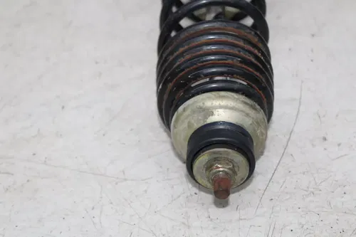05 POLARIS SPORTSMAN 500 FRONT RIGHT SHOCK ABSORBER SUSPENSION SPINDLE