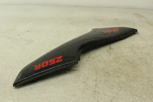 86-87 KAWASAKI NINJA 250R EX250F LEFT RIGHT REAR TAIL FAIRING COWL SHROUD PAIR