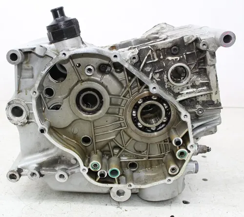 04-06 DUCATI MULTISTRADA 620 ENGINE MOTOR CRANKCASE CRANK CASES BLOCK