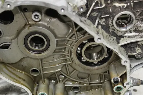 04-06 DUCATI MULTISTRADA 620 ENGINE MOTOR CRANKCASE CRANK CASES BLOCK