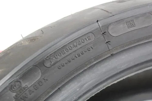 MICHELIN 180/55 ZR 17 2CT + ( 73W) REAR BACK TIRE (TREAD 8/32 NDS)