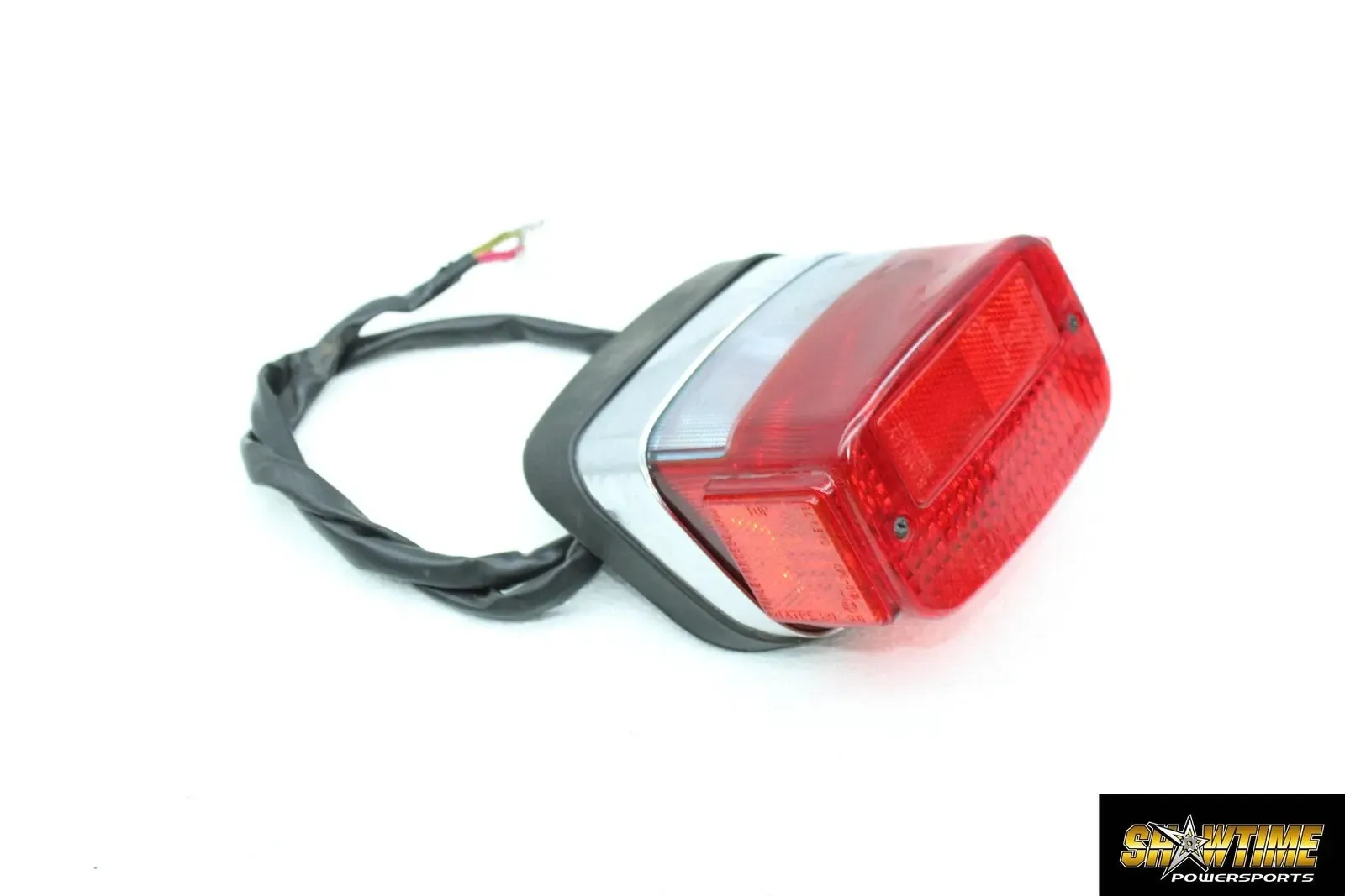 00-04 KAWASAKI VULCAN 1500 VN1500L NOMAD TAILLIGHT REAR TAIL BRAKE LIGHT