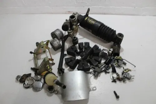 1987 KAWASAKI NINJA 1000R ZX1000A PARTS AND HARDWARE NUTS BOLTS