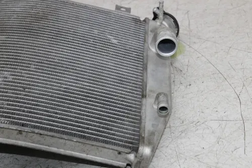 06-07 KAWASAKI NINJA ZX10R ENGINE RADIATOR MOTOR COOLER COOLING RADIATER FAN