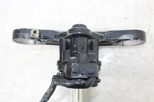 02-03 KAWASAKI NINJA ZX9R FRONT UPPER LOWER TRIPLE TREE STEM IGNITION NO KEY