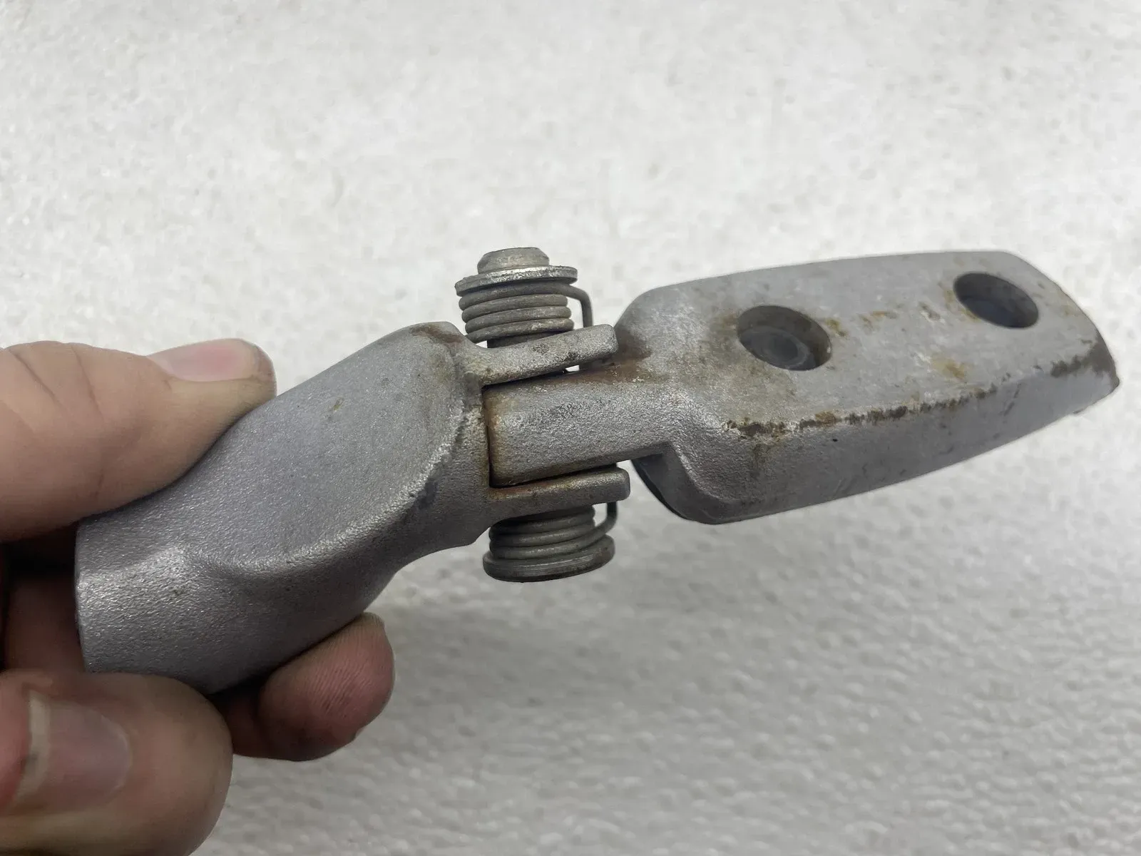 06-07 HARLEY-DAVIDSON V-ROD STREET ROD VRSCR RIGHT FRONT FOOT REST PEG STEP