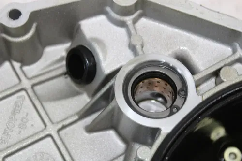 2002 DUCATI MONSTER 750 IE CLUTCH SIDE ENGINE MOTOR COVER