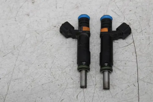 10-12 CAN-AM SPYDER ROADSTER RT GAS FUEL INJECTOR INJECTORS