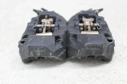 23-24 TRIUMPH STREET TRIPLE 765 BREMBO RIGHT LEFT FRONT BRAKE CALIPERS
