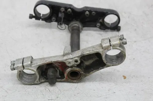 86-87 SUZUKI GSXR1100 FRONT UPPER LOWER FORKS CLAMP TRIPLE TREE STEM