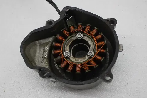 08-10 POLARIS OUTLAW 450 MXR STATOR GENERATOR ALTERNATOR MAGNETO COVER